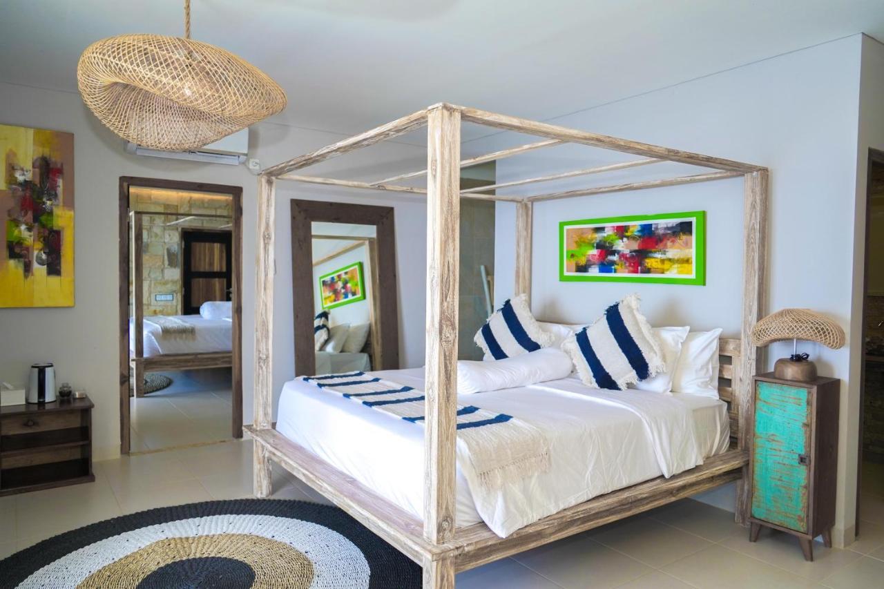 Theodor Hotel Labuan Bajo Εξωτερικό φωτογραφία