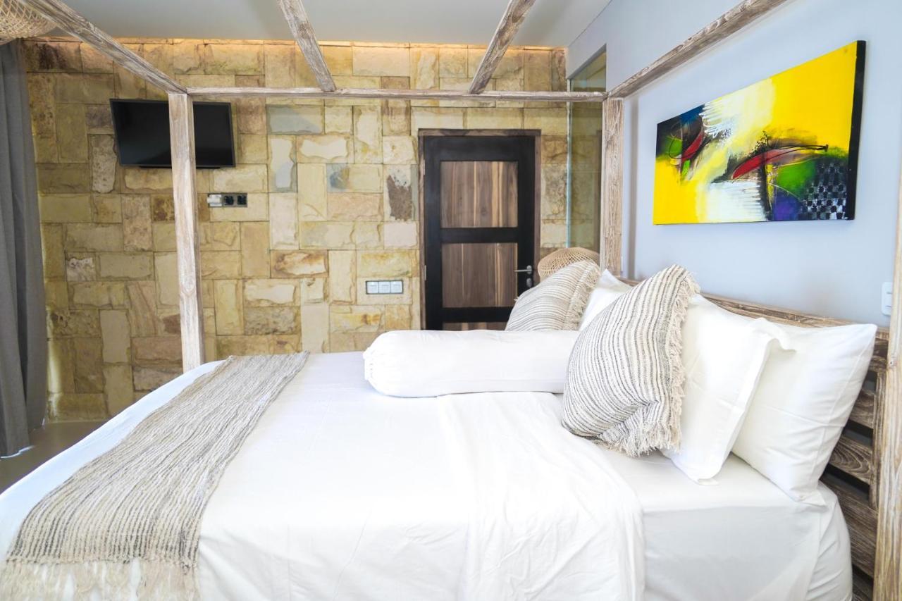 Theodor Hotel Labuan Bajo Εξωτερικό φωτογραφία