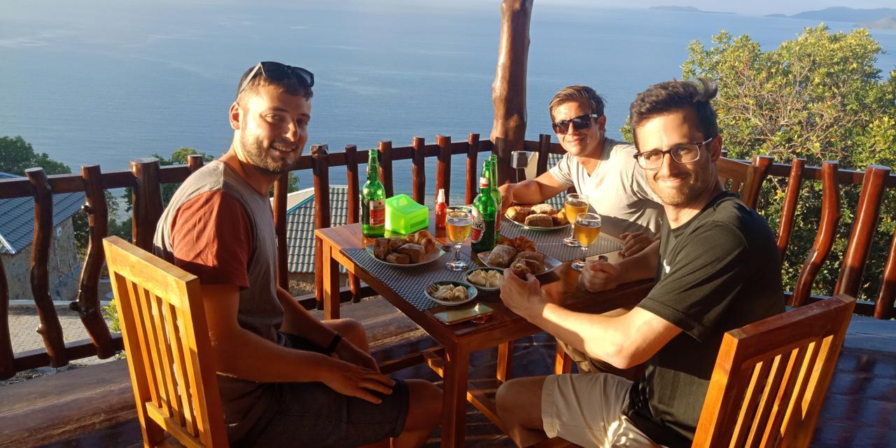 Theodor Hotel Labuan Bajo Εξωτερικό φωτογραφία