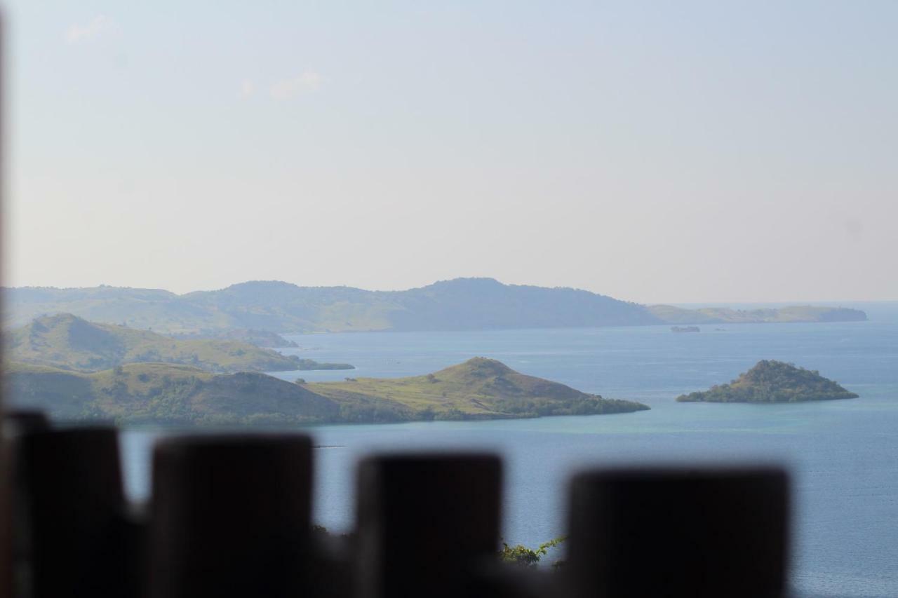 Theodor Hotel Labuan Bajo Εξωτερικό φωτογραφία